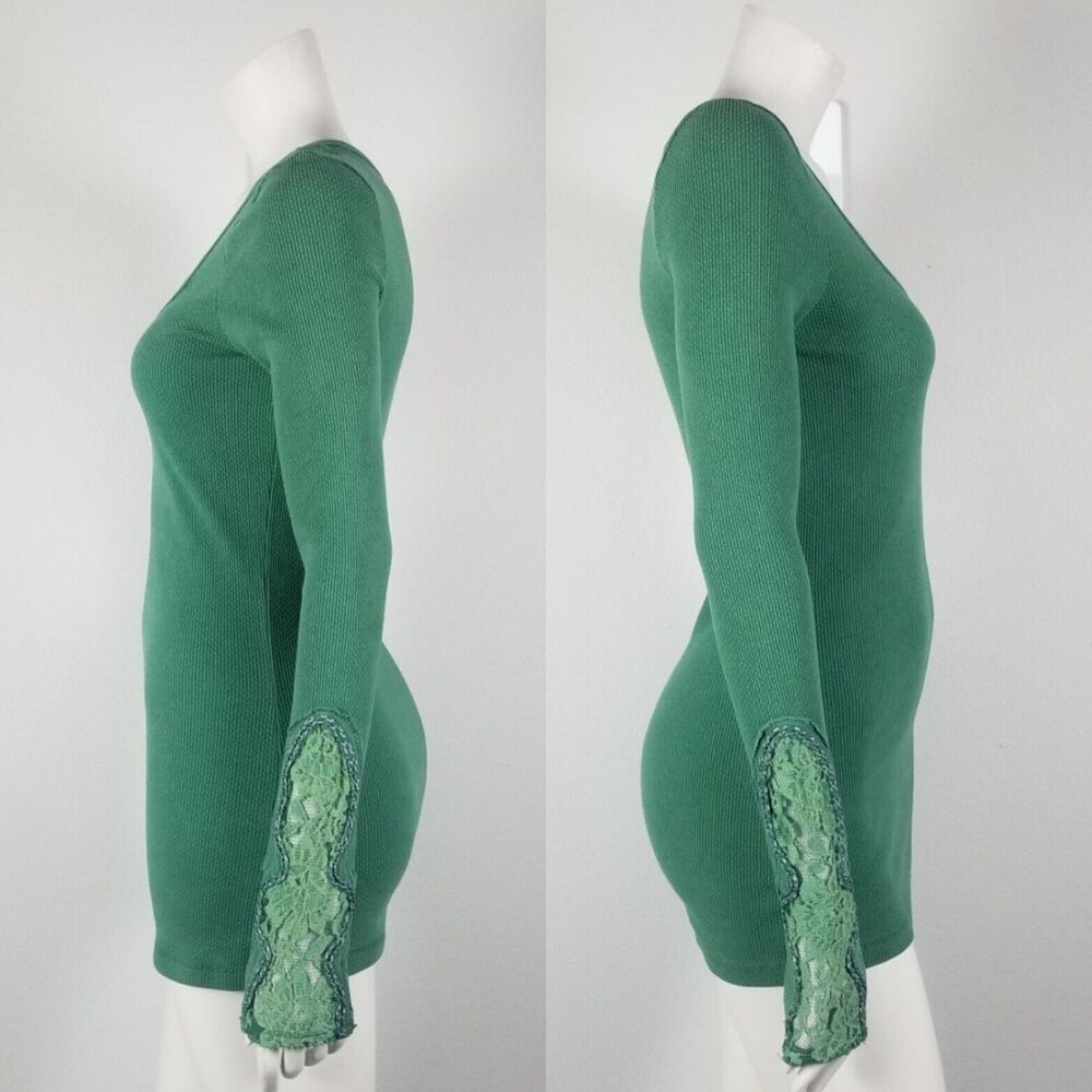 Free People Rare Crafty Cuff Green and Blush Thermal Top Bundle (2) Size Medium - Picture 4 of 13